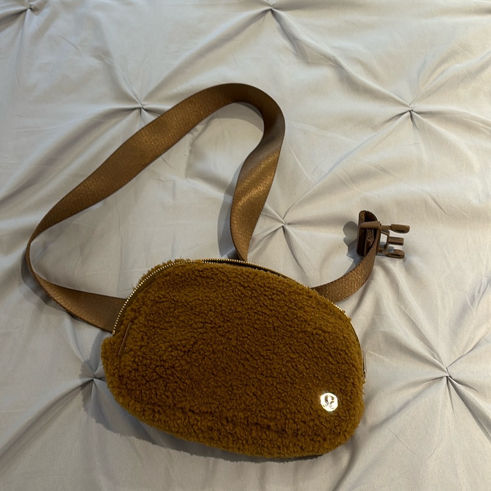 Lululemon Fanny pack